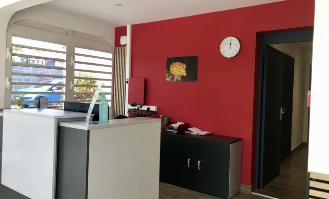 salle d'attente cabinet de St  Pierre  la Réunion
